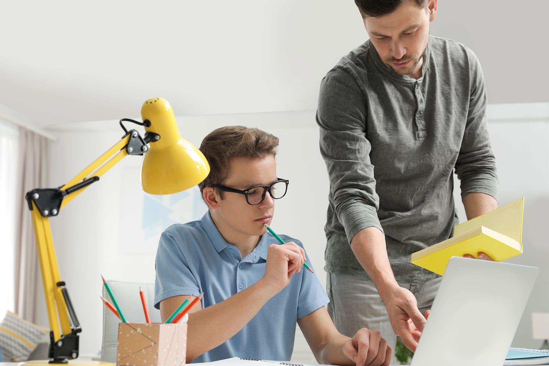 Schulplaner für weiterführende Schulen unterstützen auch die Eltern